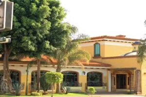 Hotel Santa B&aacute;rbara