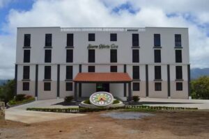 Hotel Sierra Norte Inn