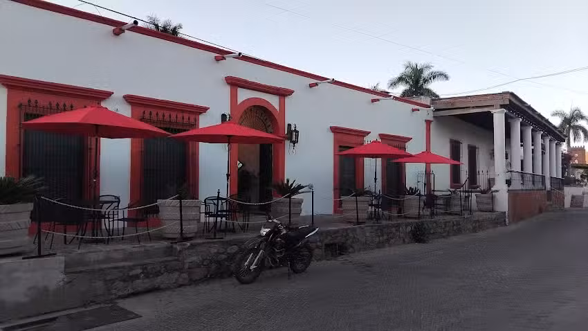 Hotel Siete Columnas