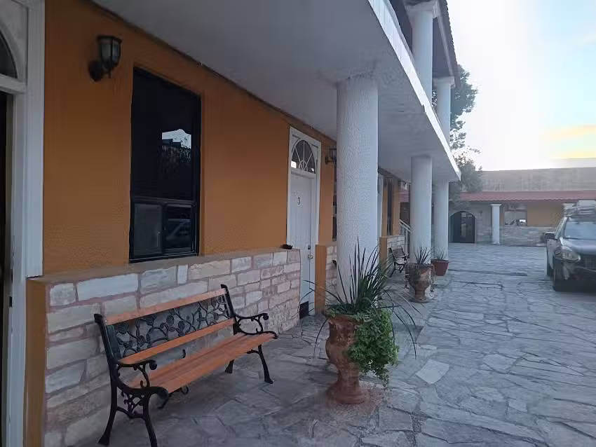 Hotel Siria y Cafeteria LITTLE STTIL STORE