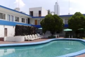 HOTEL SUITES CHAPALITA