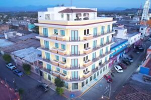 Hotel Tenamache River