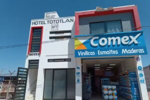 Hotel Tototl&aacute;n