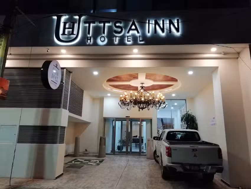 Hotel UTTSA INN