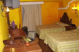 HOTEL VILLA LOS PINOS