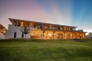 Hotel Vin&iacute;cola Parvada by Lumina