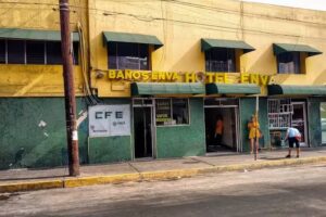 hotel y ba&ntilde;os ENVA