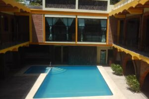 HOTEL Y BUNGALOWS LIZMAR