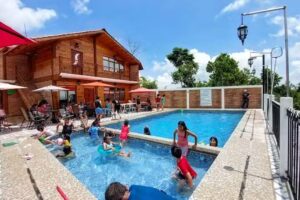 Hotel y Caba&ntilde;as Belky