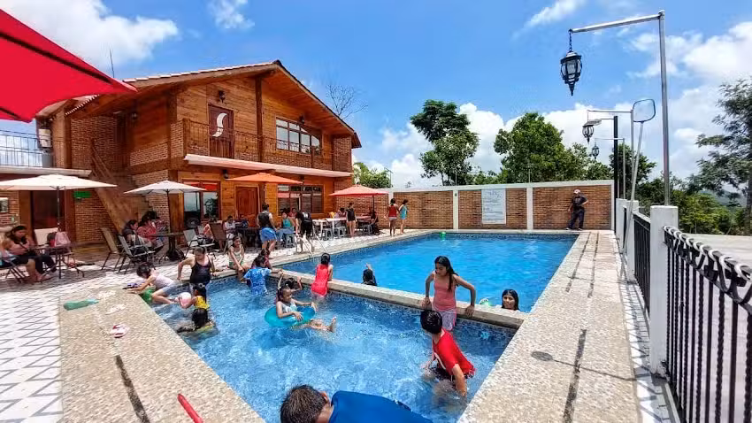 Hotel y Caba&ntilde;as Belky