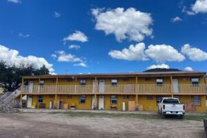 Hotel y Caba&ntilde;as &ldquo;Cascada de Basaseachi&rdquo;