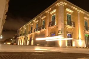 Hotel y Hostal Casa Risue&ntilde;o