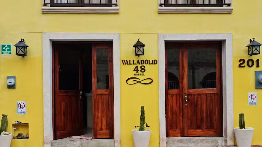 Hotel y Hostal Valladolid 48