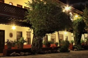 Hotel y Restaurant Embajadoras