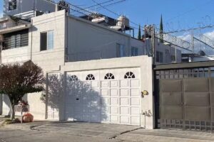 Hotel Yapa. Se renta para grupos unicamente, capacidad para 20 personas. 8 habitaciones. A 5 min Poliforum