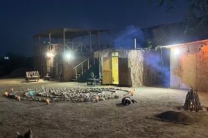 Huerta en la monta&ntilde;a, Bungalos