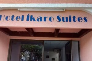 Ikaro Suites Cancun