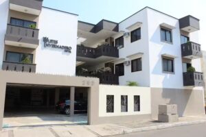 Invernadero Inn Suites & Hotel