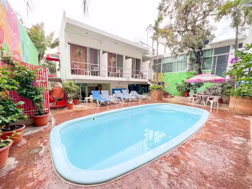 ITH Sayulita Amazing Surf Hostel