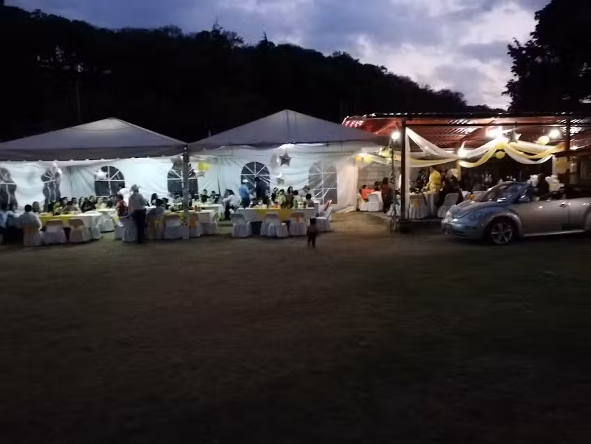 Jard&iacute;n de eventos Don Nacho