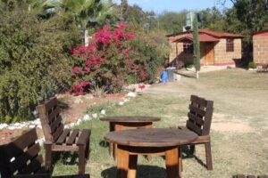 Jardin Y Caba&ntilde;as Nsh&aacute;thje