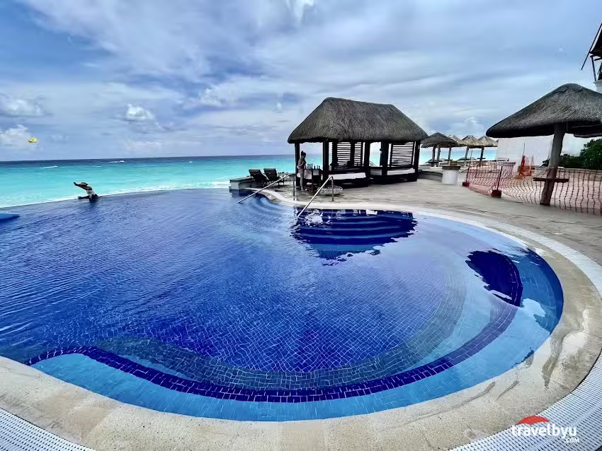 JW Marriott Canc&uacute;n Resort & Spa