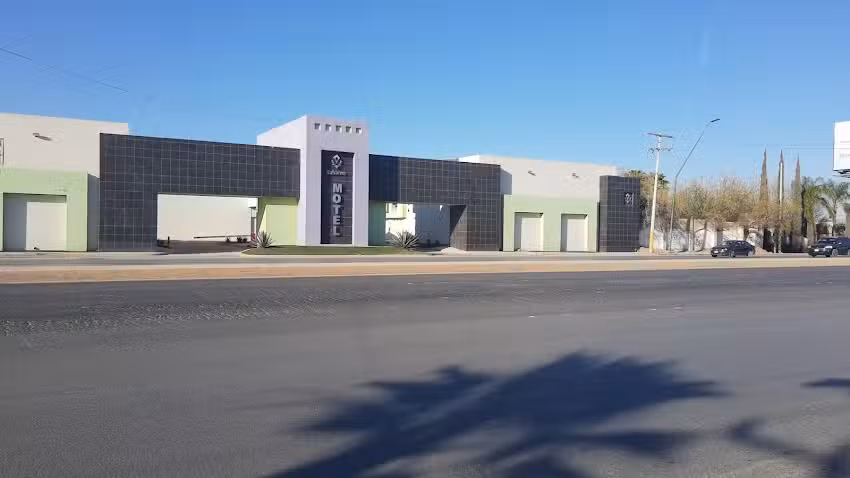 Kabanna Motel & Suites