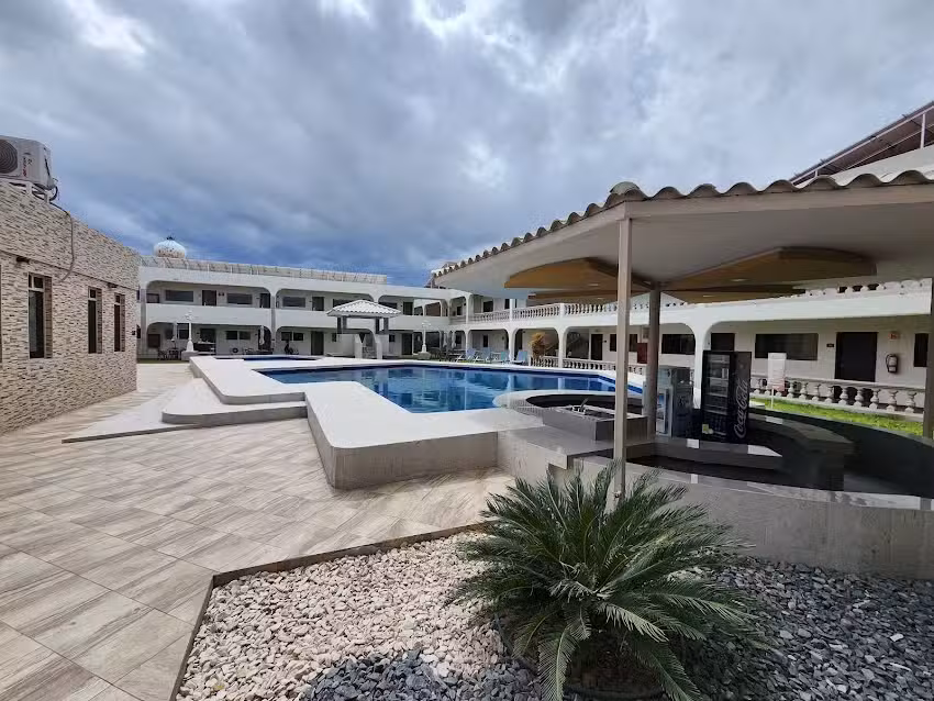 KAVIA Hotel & Suites