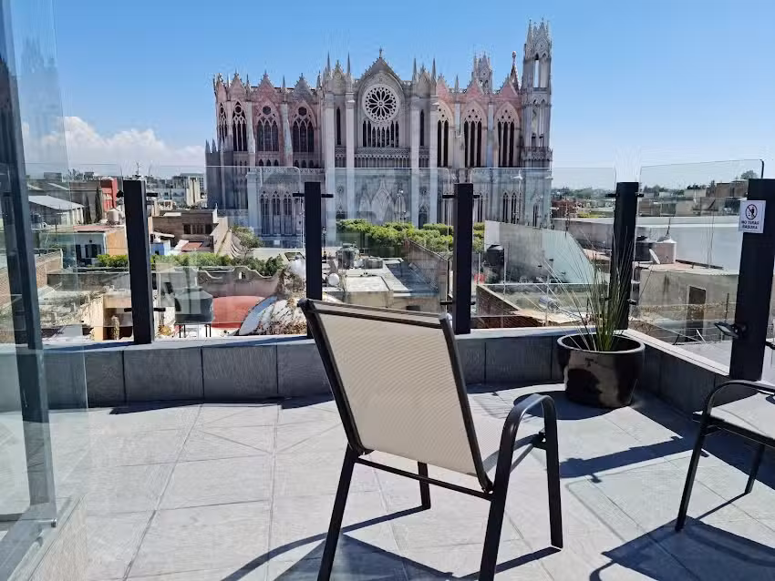 La Casa M&iacute;a