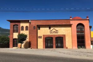 La Cupula Bed and Breakfast