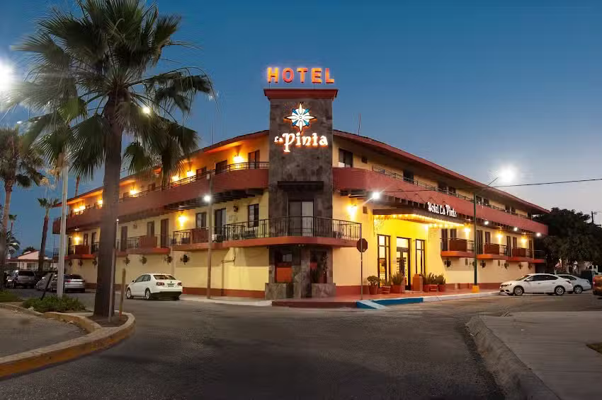 La Pinta Hotel