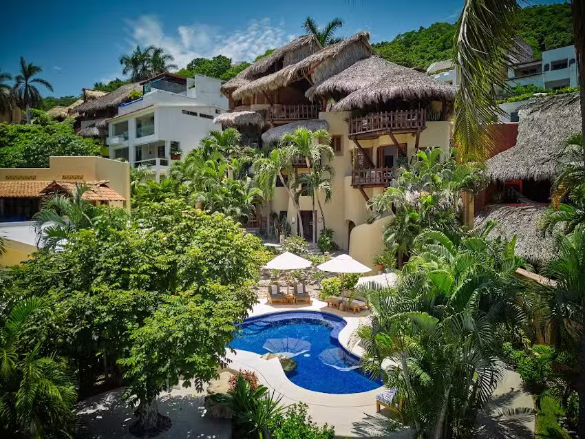 La Villa Luz Adults Only