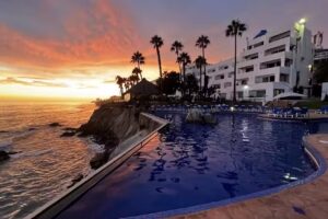 Las Rocas Resort and Spa