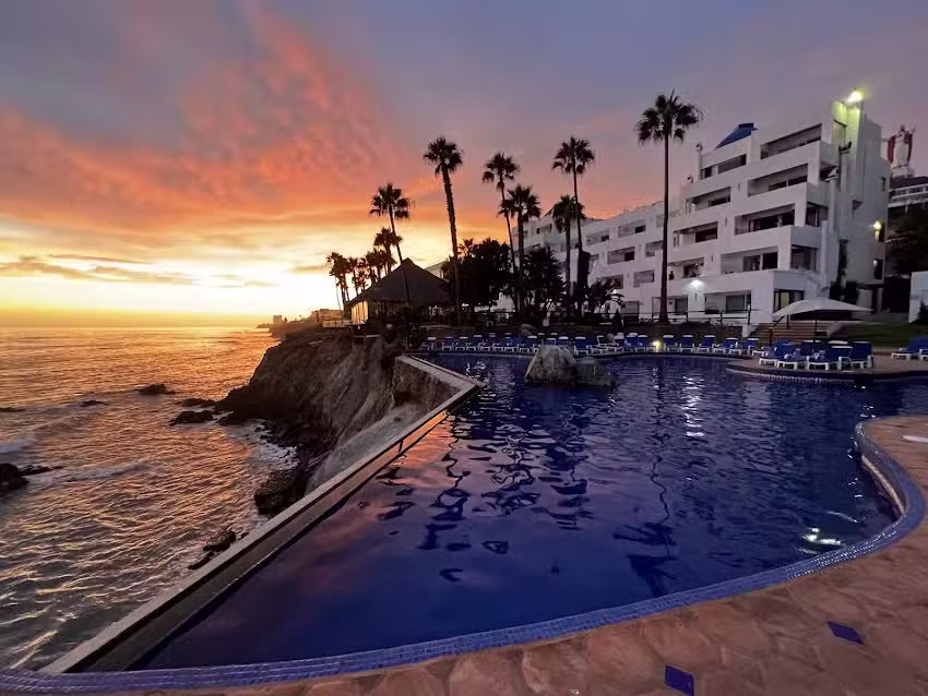 Las Rocas Resort and Spa