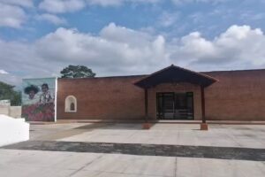 Los abuelos hotel-salon