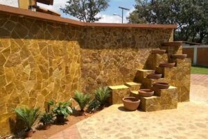 Los Encinos (autohotel)