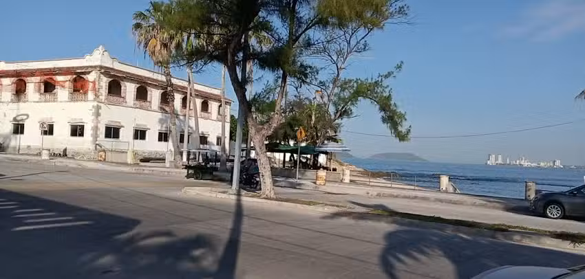 Los Pinos Casa Habitaci&oacute;n