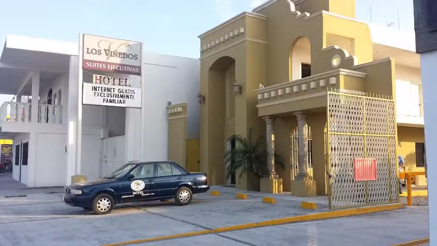 Los Vi&ntilde;edos