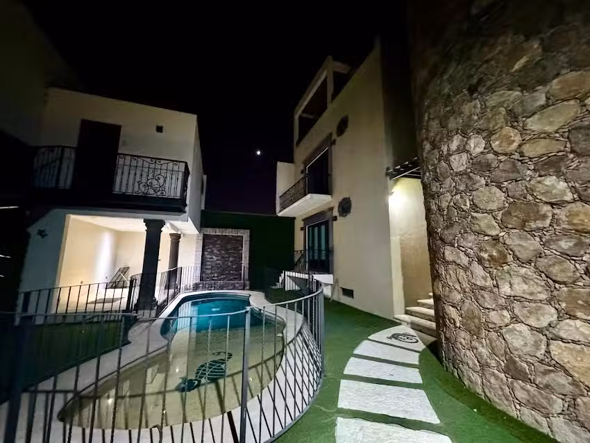 Macarena Guest House