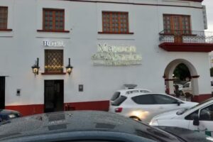 Mansion De Los Abuelos