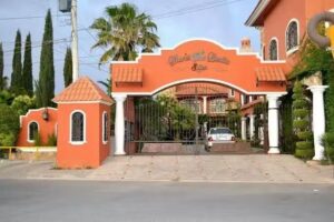 Maria Bonita Suites y Restaurant