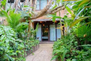 Mayan Monkey Isla Mujeres | Hotel Beach Front