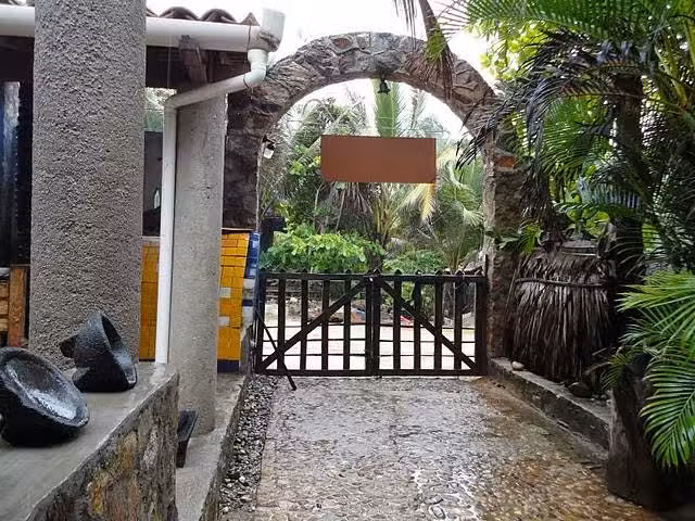 Mes&oacute;n Casa de Piedra