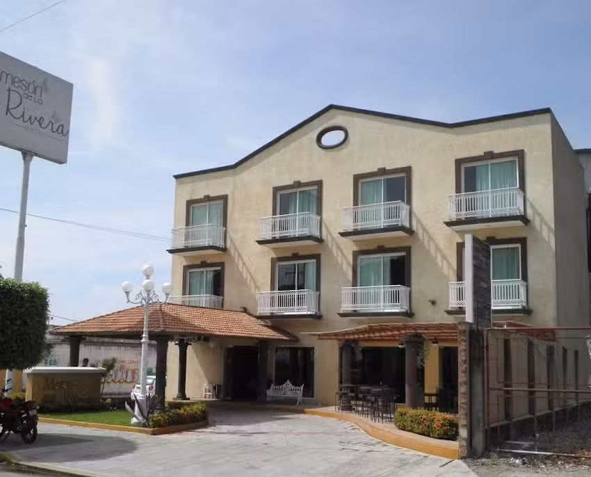 Mes&oacute;n de la Rivera