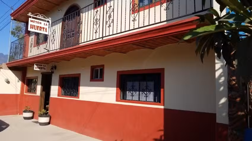 Mes&oacute;n La Huerta