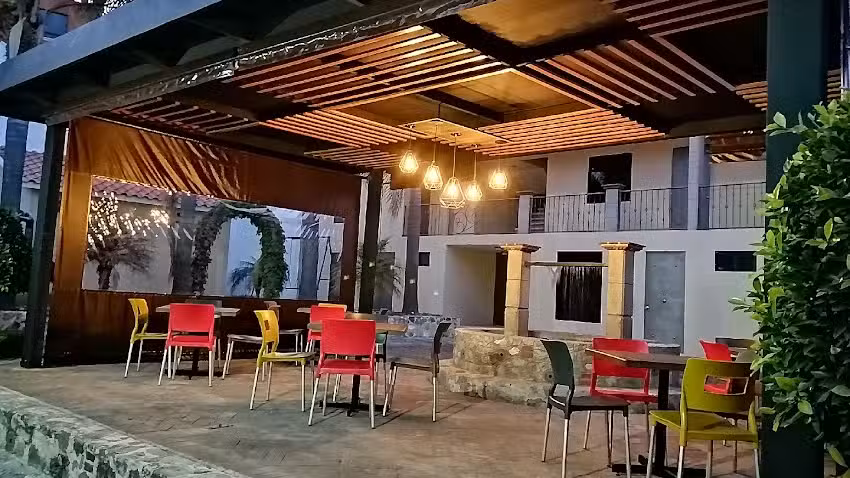 Mes&oacute;n Santa Rosa