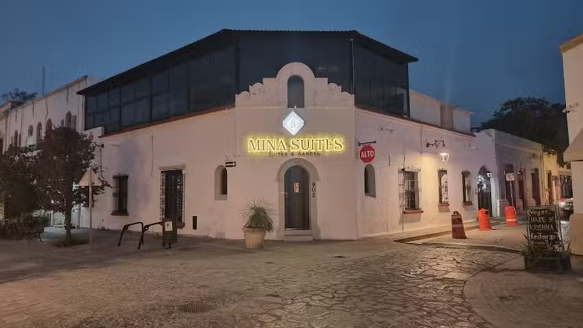 Mina Suites Barrio Antiguo