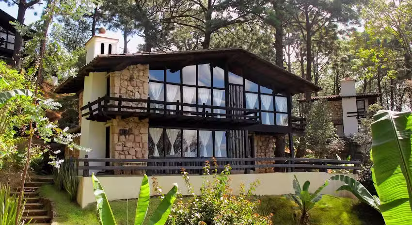 Monteverde Hotel de Caba&ntilde;as