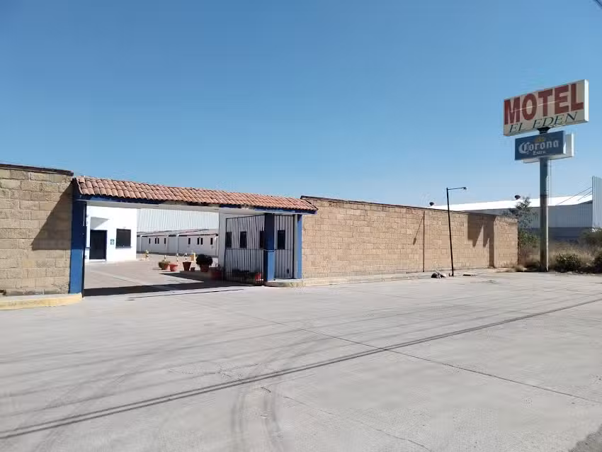 Motel el Ed&eacute;n