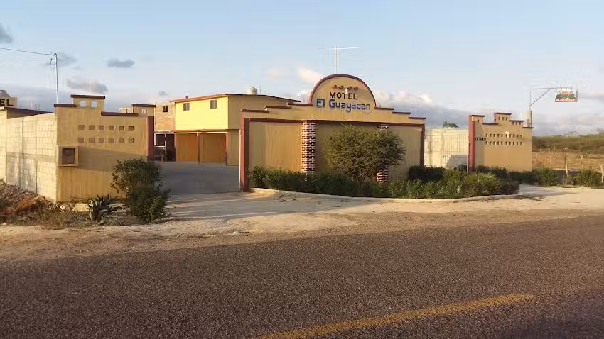 Motel El Guayacan